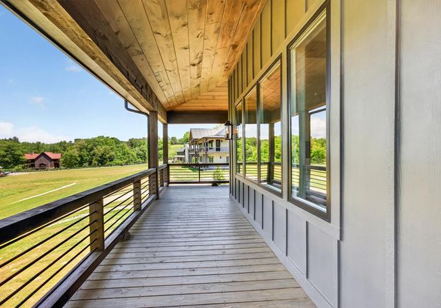 1753 Grassy Creek Road, Copperhill, TN 37317