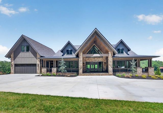 1753 Grassy Creek Road, Copperhill, TN 37317