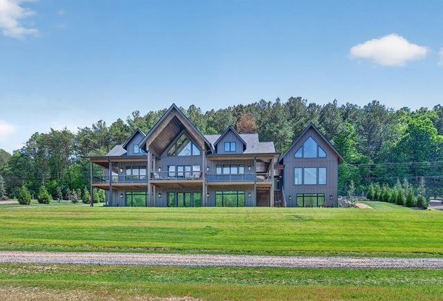 1753 Grassy Creek Road, Copperhill, TN 37317