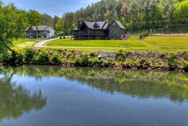 1753 Grassy Creek Road, Copperhill, TN 37317