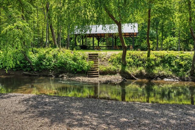 1753 Grassy Creek Road, Copperhill, TN 37317