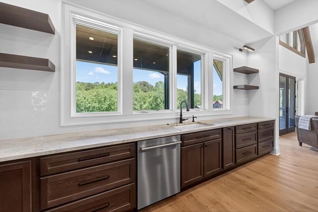 1753 Grassy Creek Road, Copperhill, TN 37317