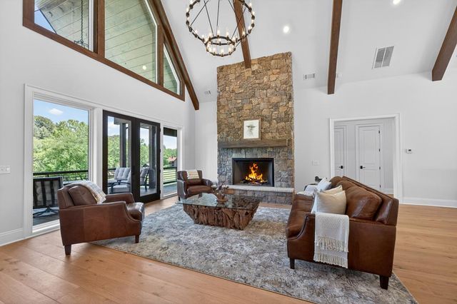 1753 Grassy Creek Road, Copperhill, TN 37317