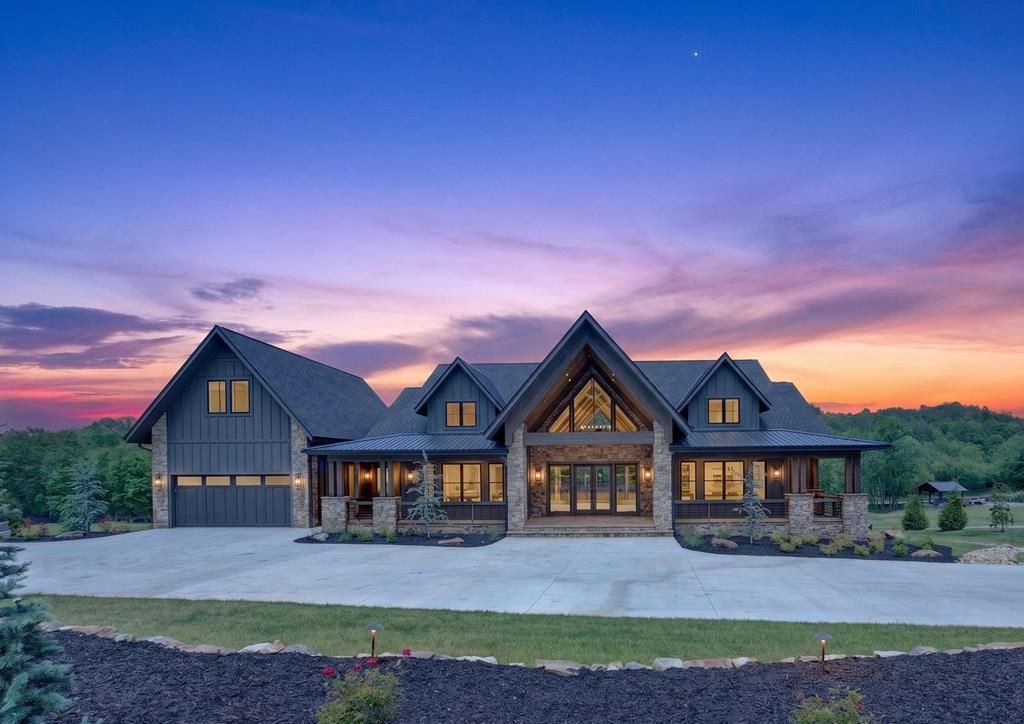 1753 Grassy Creek Road, Copperhill, TN 37317