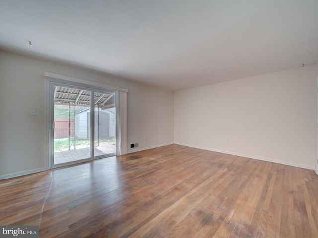 3429 BRADDOCK DR, Woodbridge, VA 22193