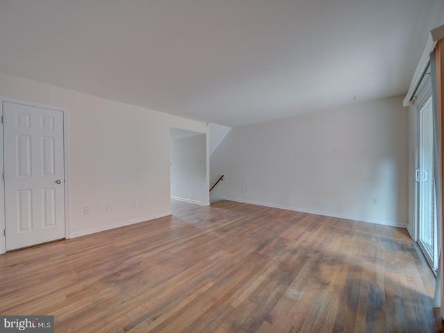 3429 BRADDOCK DR, Woodbridge, VA 22193