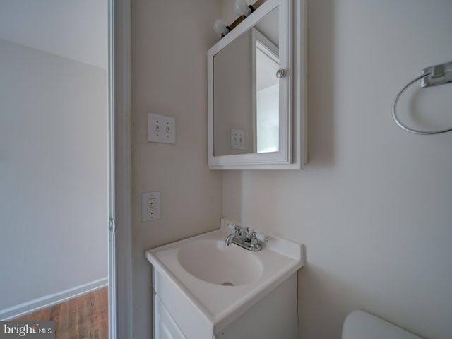 3429 BRADDOCK DR, Woodbridge, VA 22193