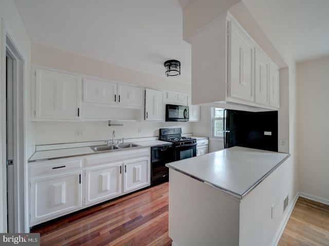 3429 BRADDOCK DR, Woodbridge, VA 22193