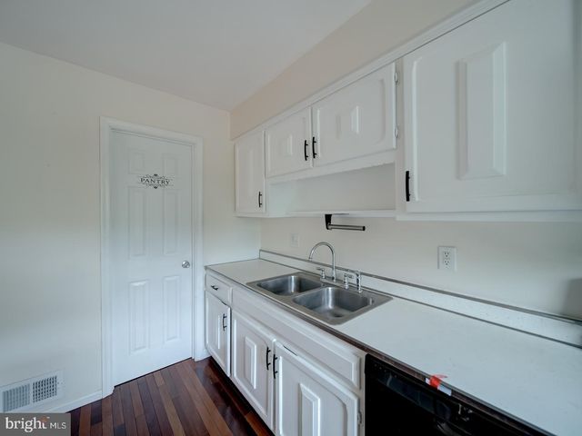 3429 BRADDOCK DR, Woodbridge, VA 22193