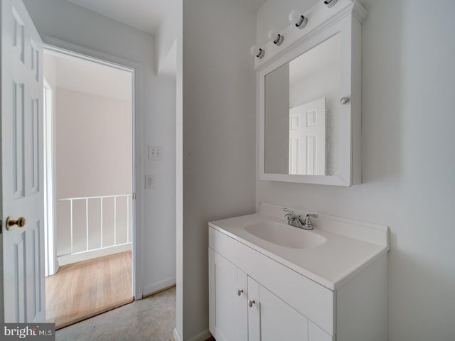3429 BRADDOCK DR, Woodbridge, VA 22193