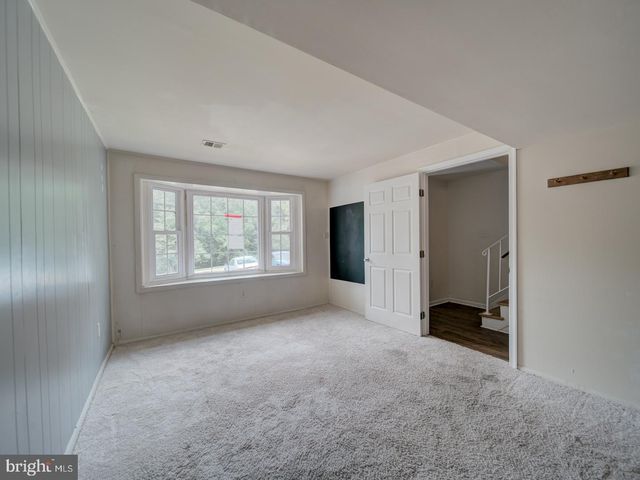 3429 BRADDOCK DR, Woodbridge, VA 22193