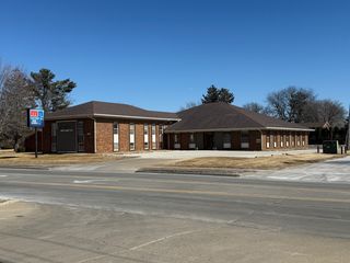 2500 41 Street, Moline, IL 51265