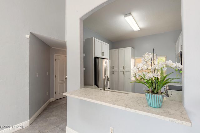537 Lake Bridge Drive, Ormond Beach, FL 32174