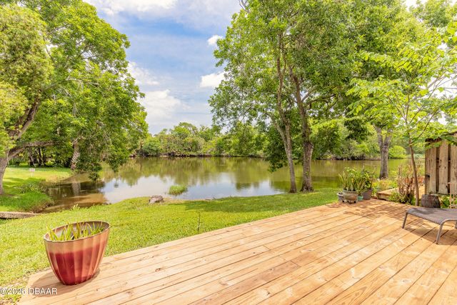 537 Lake Bridge Drive, Ormond Beach, FL 32174