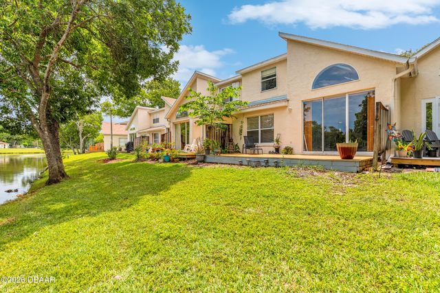 537 Lake Bridge Drive, Ormond Beach, FL 32174
