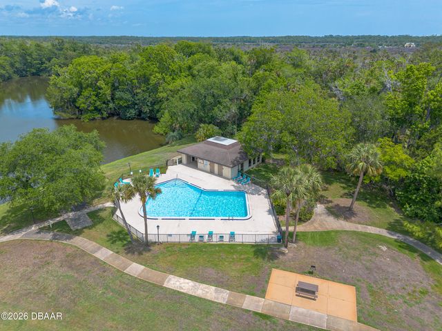 537 Lake Bridge Drive, Ormond Beach, FL 32174