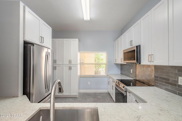 537 Lake Bridge Drive, Ormond Beach, FL 32174