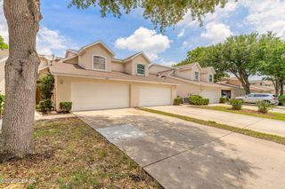 537 Lake Bridge Drive, Ormond Beach, FL 32174