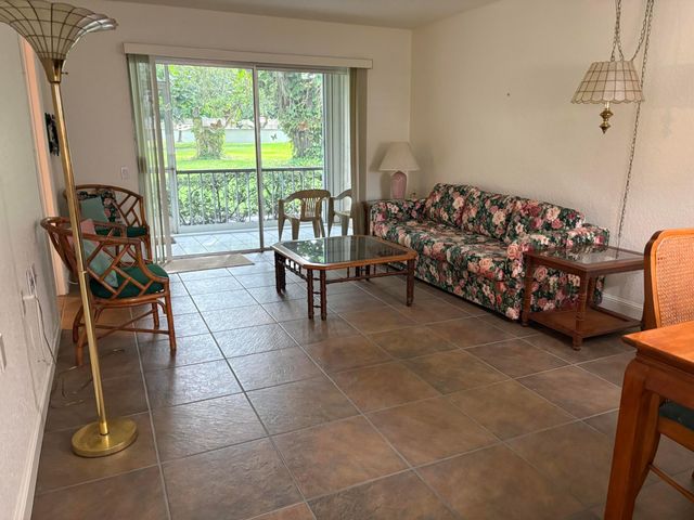 2603 Nassau Bend C1, Coconut Creek, FL 33066