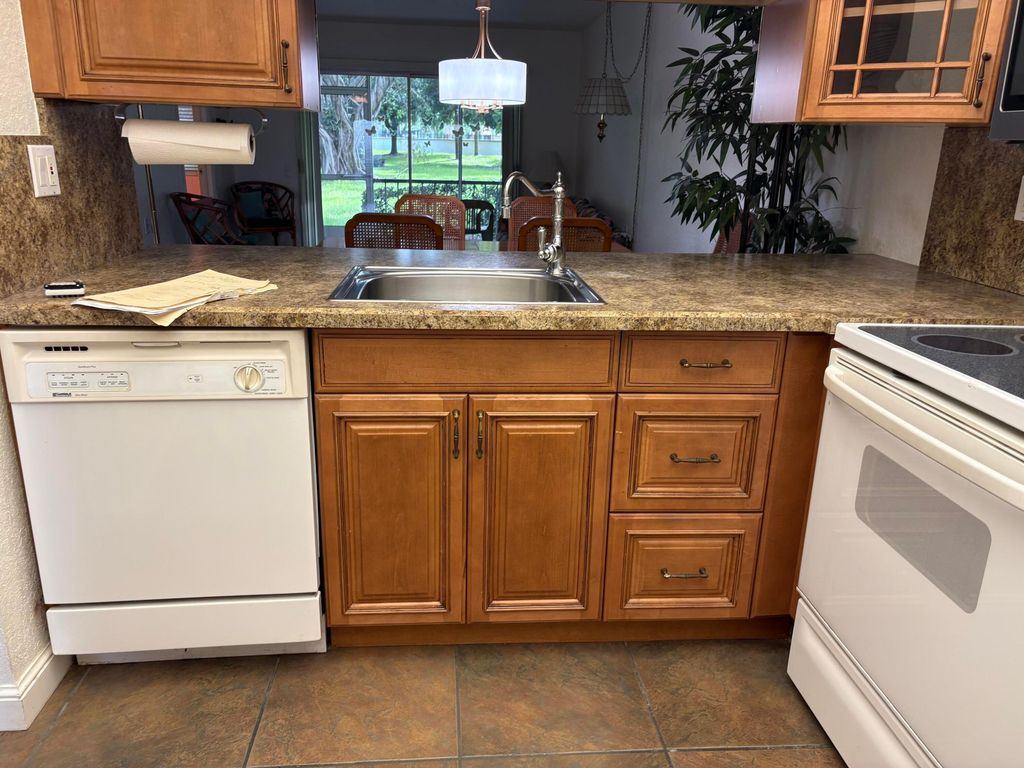 2603 Nassau Bend C1, Coconut Creek, FL 33066