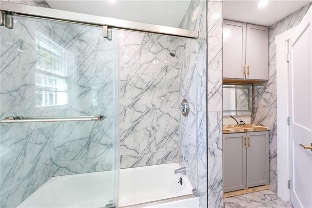 20 Manilla Avenue, Cranston, RI 02