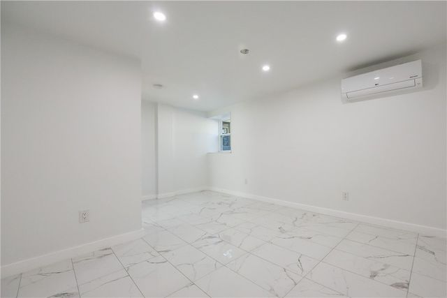 20 Manilla Avenue, Cranston, RI 02