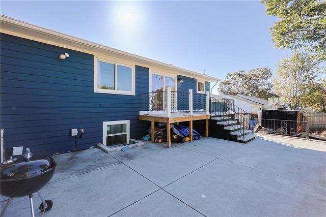 20 Manilla Avenue, Cranston, RI 02