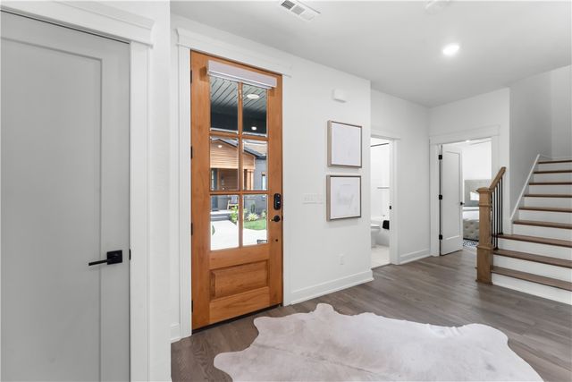 109 NW Ozark Way, Bentonville, AR 72712