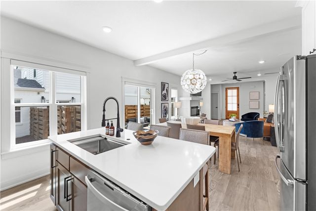109 NW Ozark Way, Bentonville, AR 72712