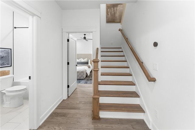 109 NW Ozark Way, Bentonville, AR 72712