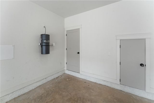 109 NW Ozark Way, Bentonville, AR 72712