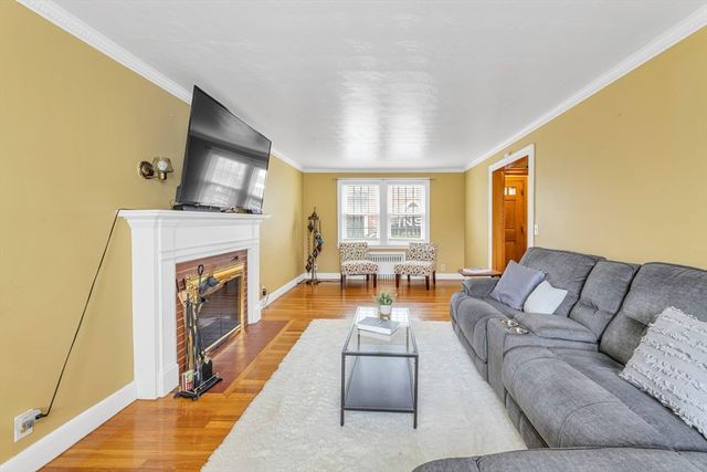 76 Clearwater Dr, Boston, MA 02126