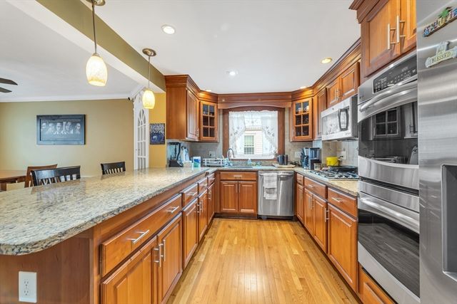 76 Clearwater Dr, Boston, MA 02126