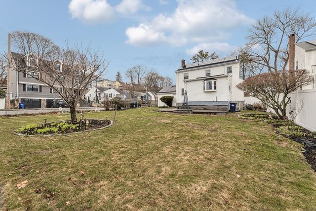 76 Clearwater Dr, Boston, MA 02126