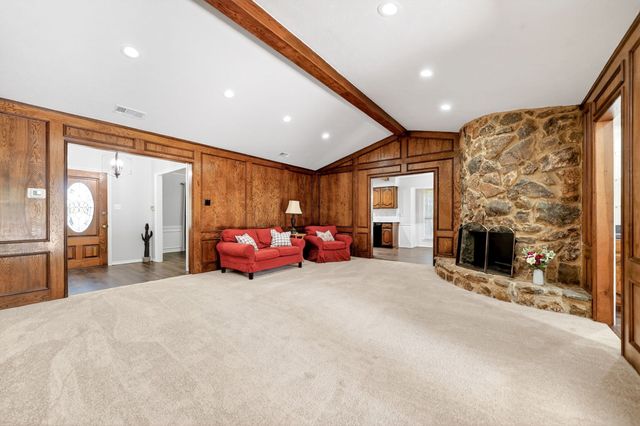 216 Hemlock Drive, Richardson, TX 75081