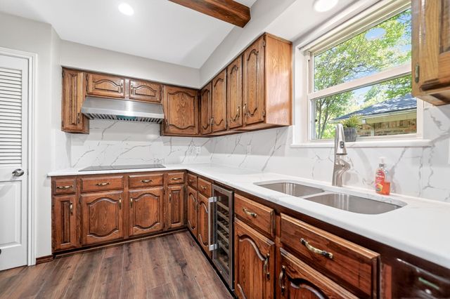 216 Hemlock Drive, Richardson, TX 75081