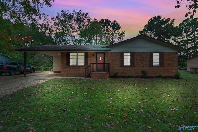 1011 14th Avenue, Decatur, AL 35601