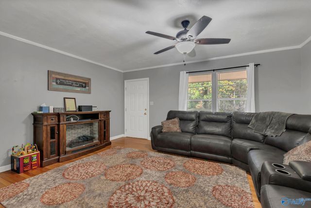 1011 14th Avenue, Decatur, AL 35601