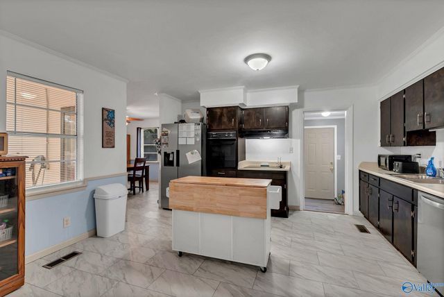 1011 14th Avenue, Decatur, AL 35601