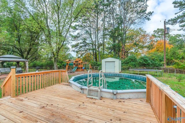 1011 14th Avenue, Decatur, AL 35601