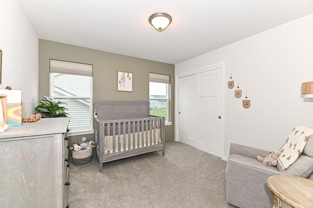 663 East Bluff CIRCLE, Waterford, WI 53185