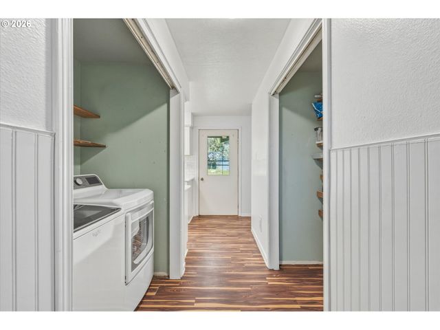 155 N MAPLE St, Kelso, WA 98626
