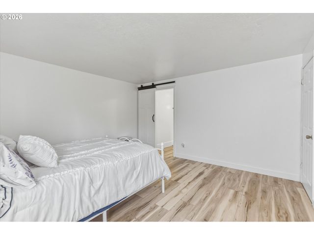 155 N MAPLE St, Kelso, WA 98626