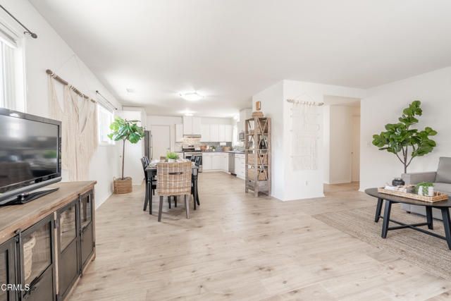 1572 Winford Avenue, Ventura, CA 93004