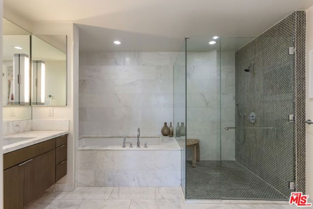 1705 Ocean Avenue 306, Santa Monica, CA 90401