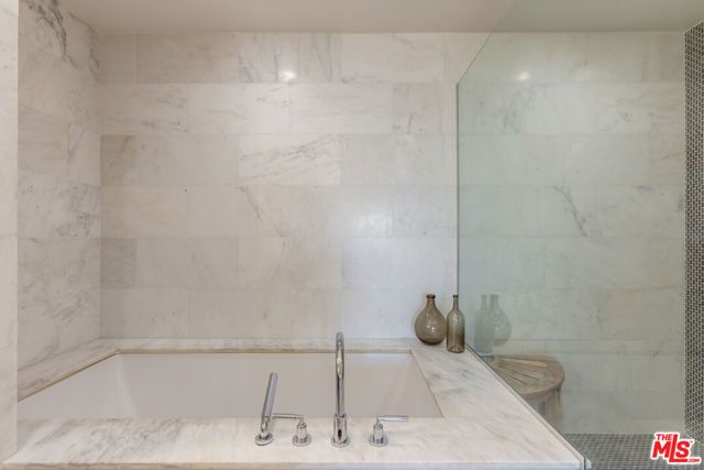 1705 Ocean Avenue 306, Santa Monica, CA 90401