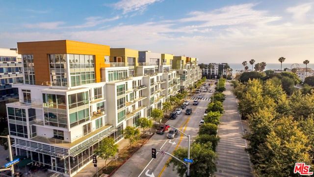 1705 Ocean Avenue 306, Santa Monica, CA 90401