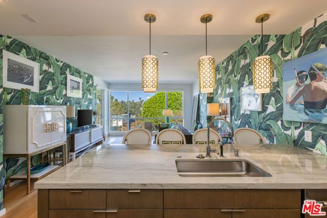 1705 Ocean Avenue 306, Santa Monica, CA 90401