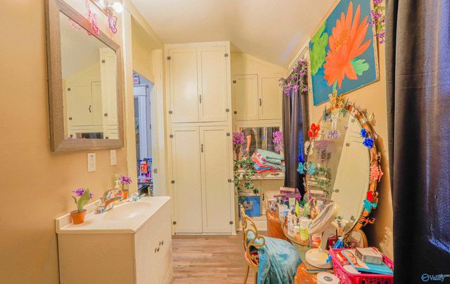 411 5th Avenue Sw, Decatur, AL 35601