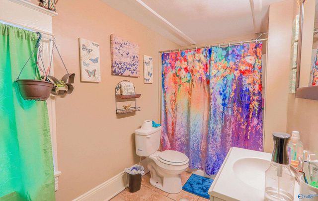 411 5th Avenue Sw, Decatur, AL 35601